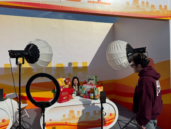 25·榆林好产品下扬州”展览展销活动成果丰硕pg模拟器试玩扬榆一家亲·协作结硕果丨“20(图2)