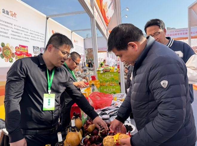 25·榆林好产品下扬州”展览展销活动成果丰硕pg模拟器试玩扬榆一家亲·协作结硕果丨“20(图4)